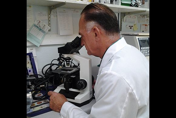 La Grange KY Veterinarian Microscope